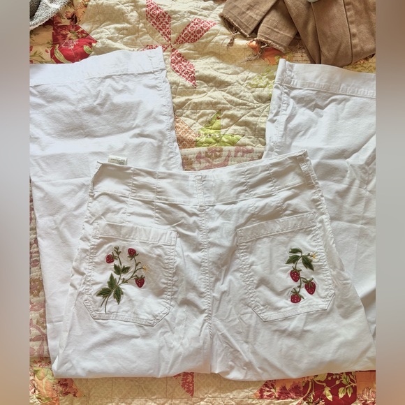 Anthropolgie Wide Leg Cropped Colette Pants: Embroidered Edition with strawberry - Picture 4 of 5